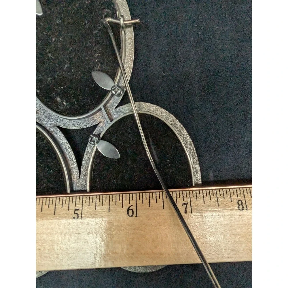Vtg 6 Oval Burnes of Boston Pyramid Style Frame Pewter Tone 9.5